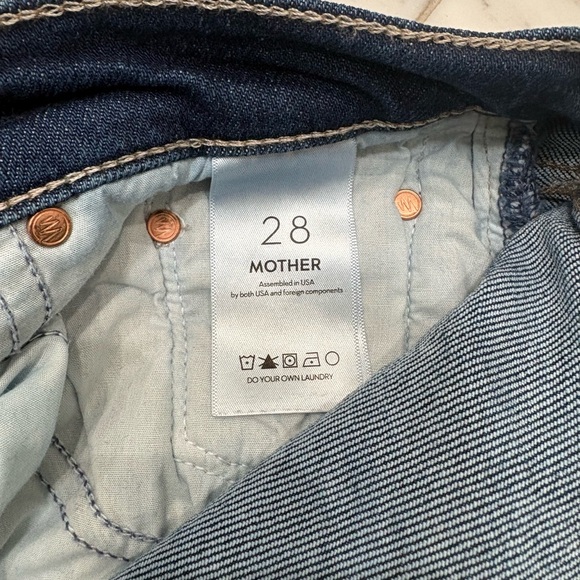 MOTHER Mid Rise Rider Flood Jeans - Picture 3 of 5